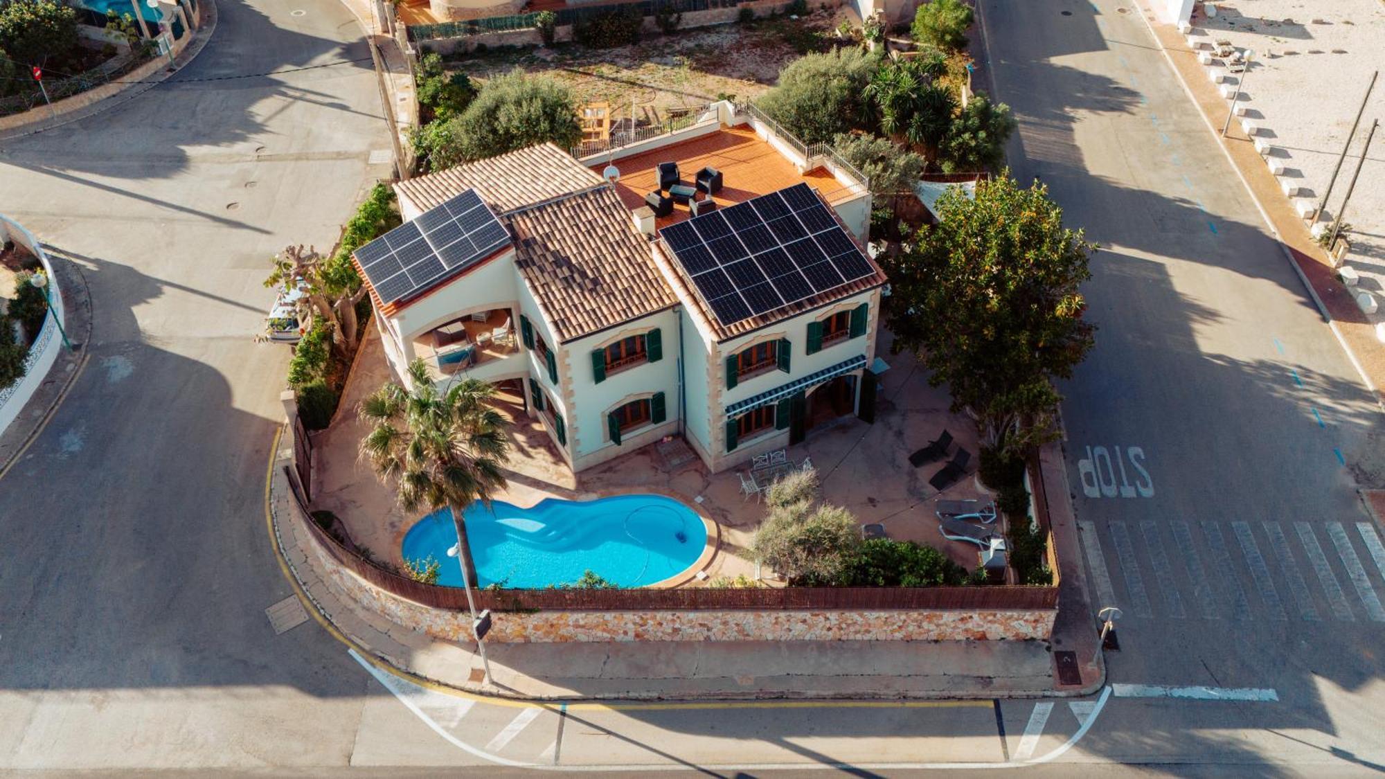 Mallorca Finca Haus Mit Pool Direkt Am Meer Es Trenc, Bootstour Moeglich Sa Ràpita Exteriör bild